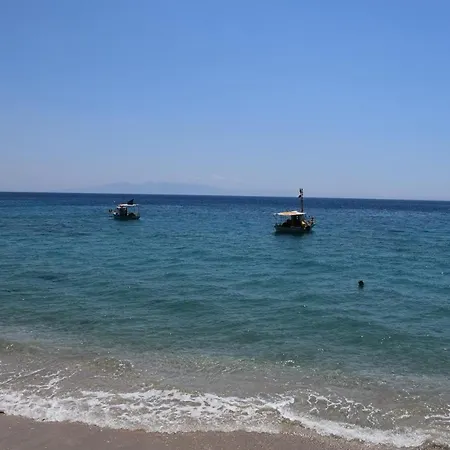 Sea View Apartments-qeparo Qeparo