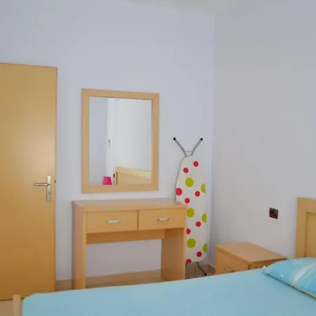 Sea View Apartments-qeparo *