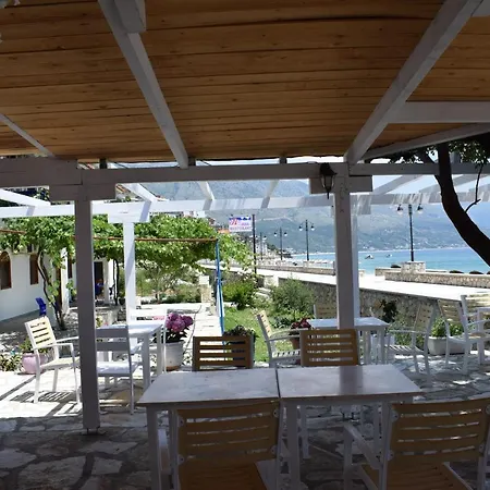 Sea View Apartments-qeparo